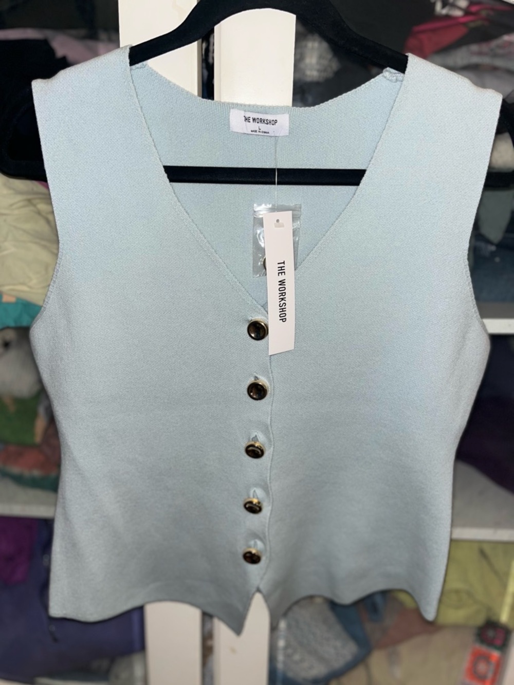 NWT Workshop LA aize Large (medium) Women's Light Blue Button-Front Knit Tank